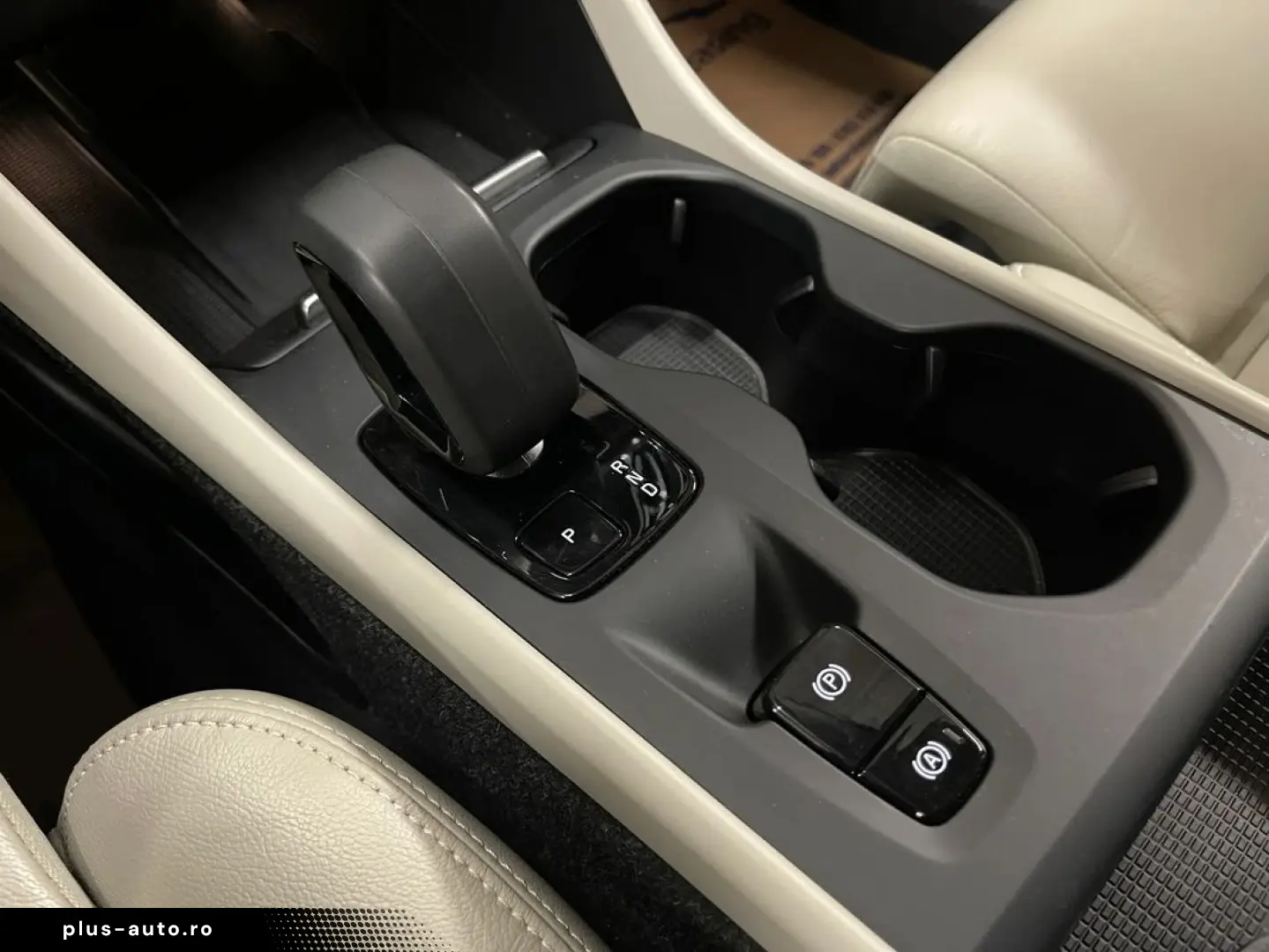 Volvo Xc-40