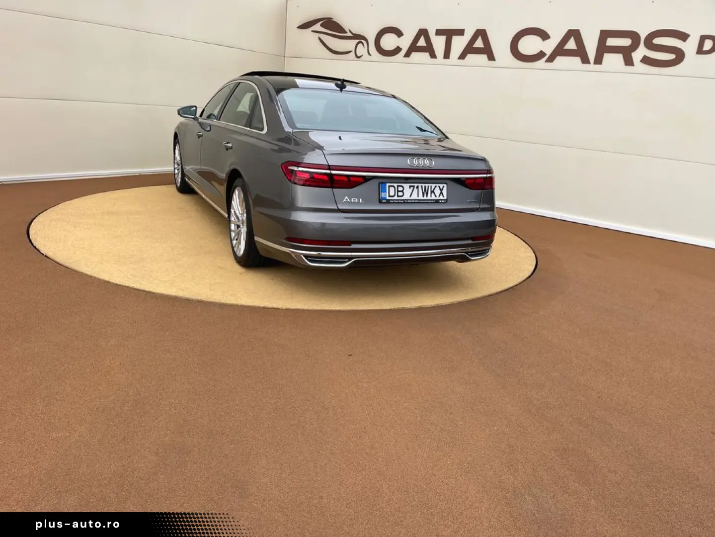 Audi A8L 55TFSI  340CP  Panoramic  B&O  Head UP  Ventilatie