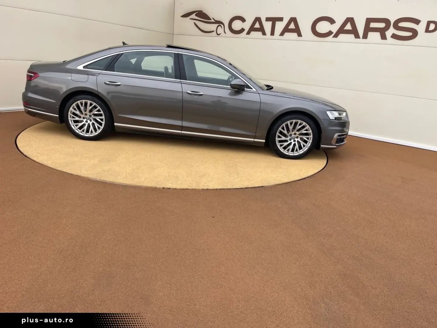 Audi A8L 55TFSI  340CP  Panoramic  B&O  Head UP  Ventilatie