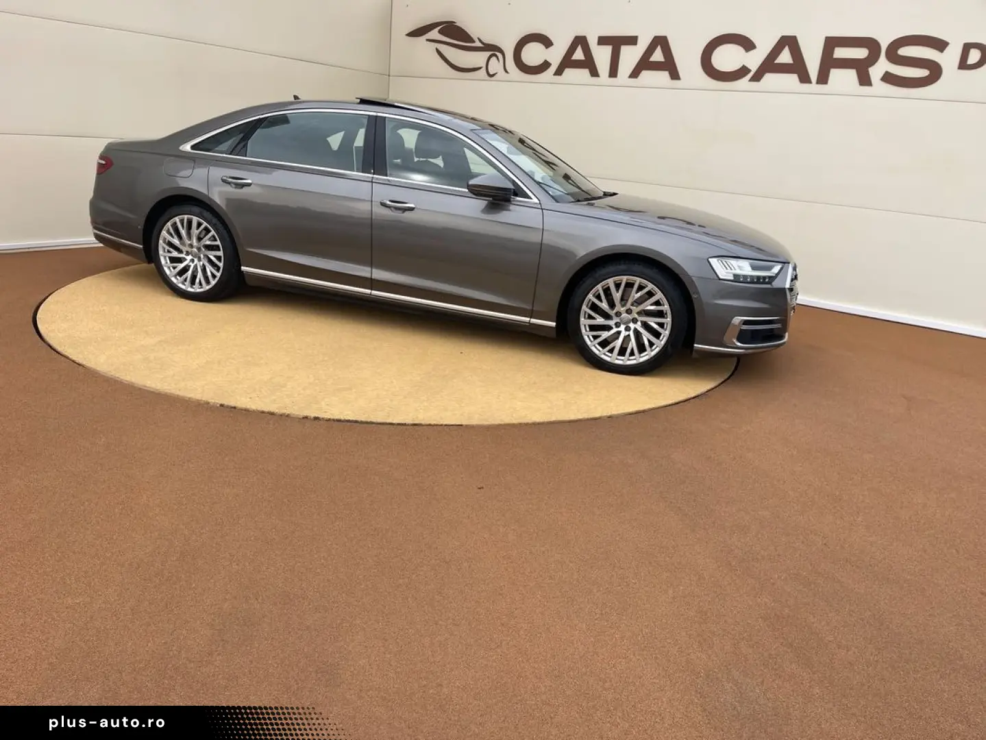 Audi A8L 55TFSI  340CP  Panoramic  B&O  Head UP  Ventilatie