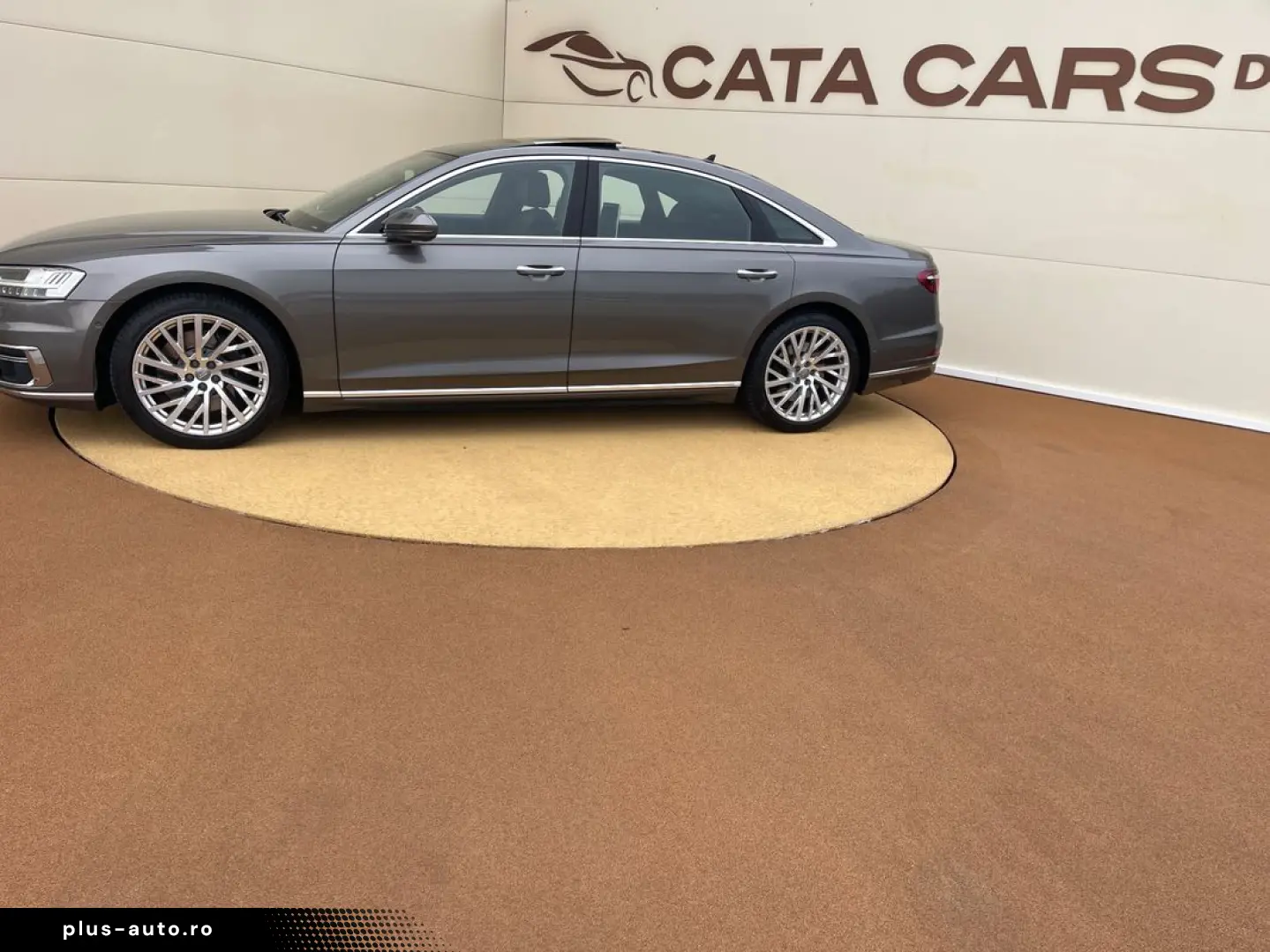 Audi A8L 55TFSI  340CP  Panoramic  B&O  Head UP  Ventilatie