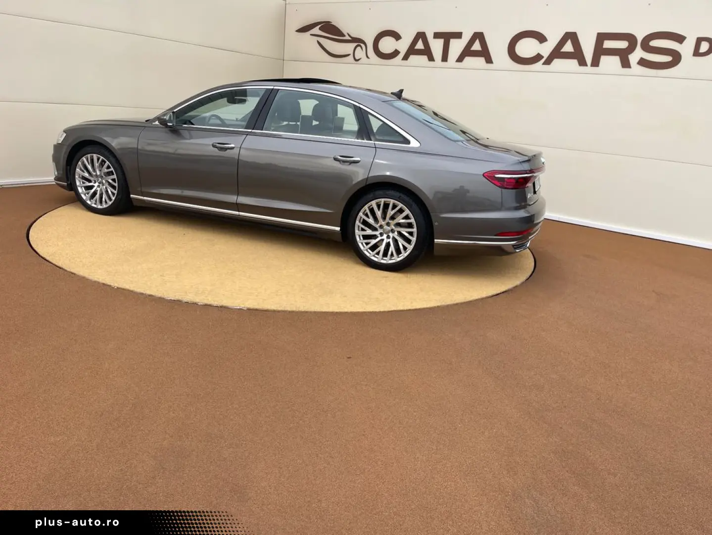 Audi A8L 55TFSI  340CP  Panoramic  B&O  Head UP  Ventilatie