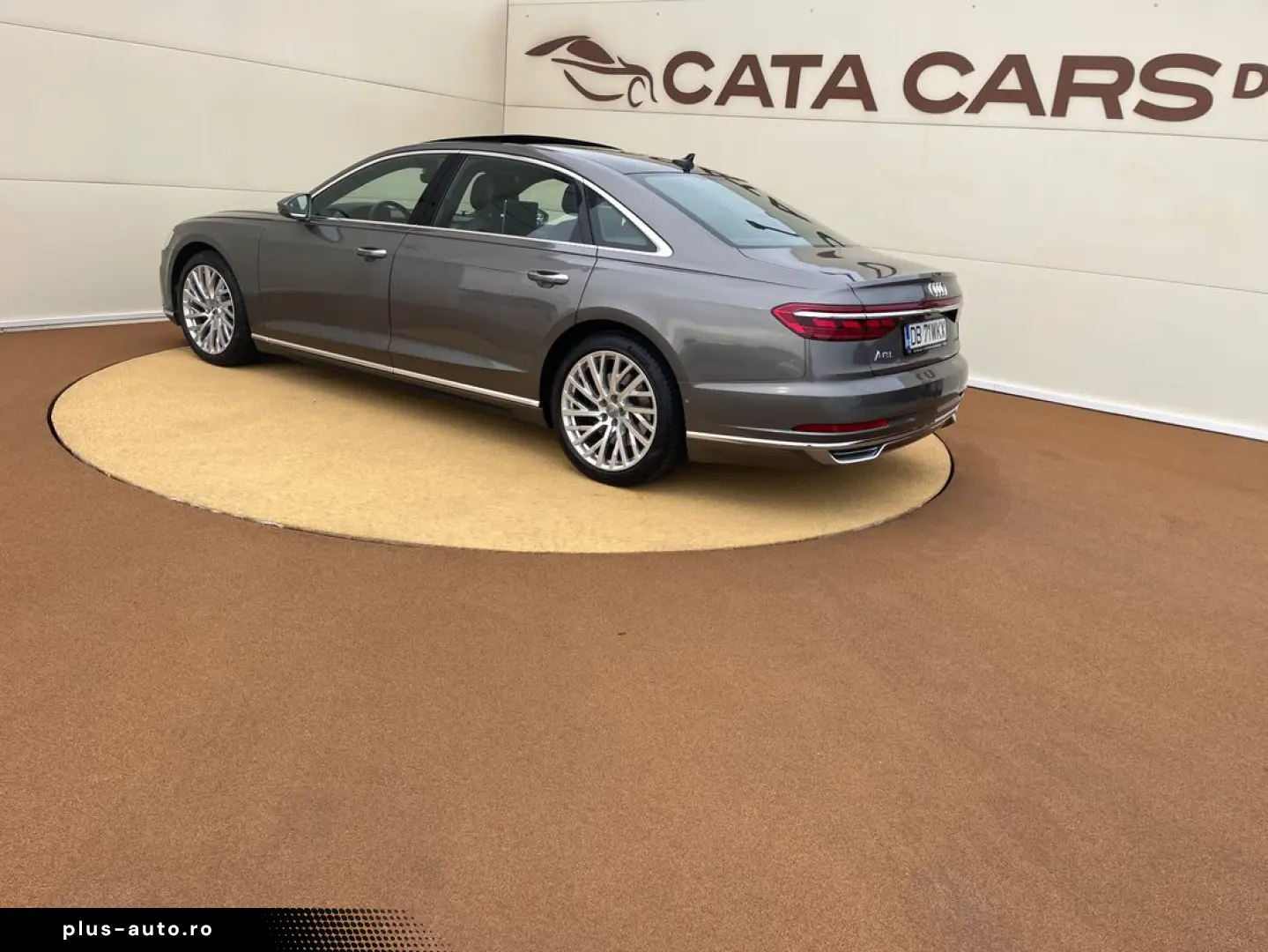 Audi A8L 55TFSI  340CP  Panoramic  B&O  Head UP  Ventilatie