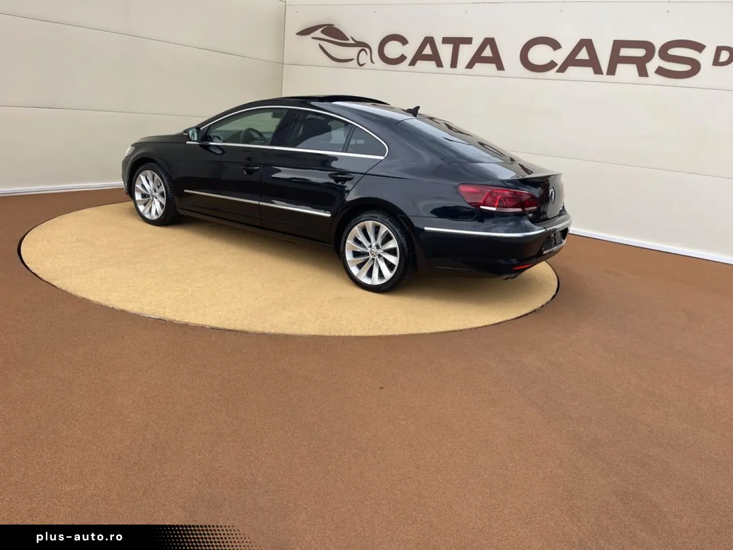 Volkswagen Passat-Cc