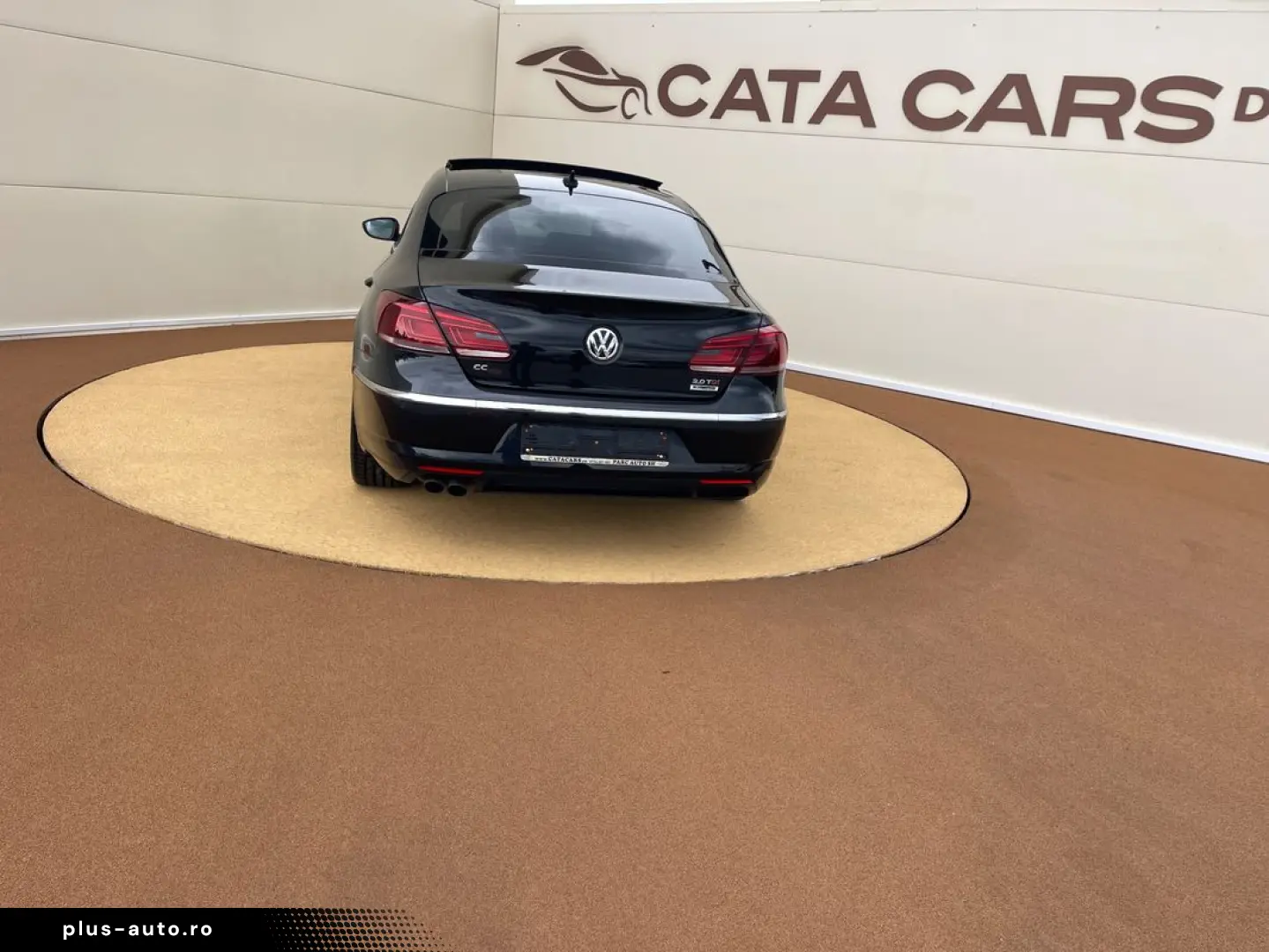 Volkswagen Passat-Cc