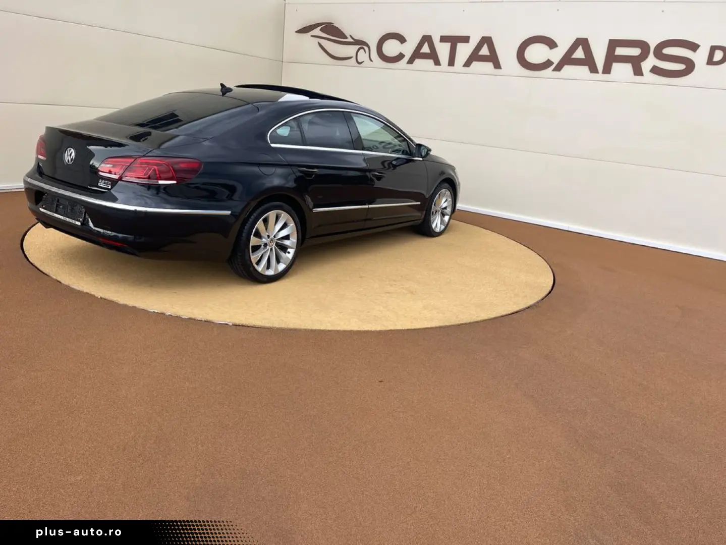 Volkswagen Passat-Cc