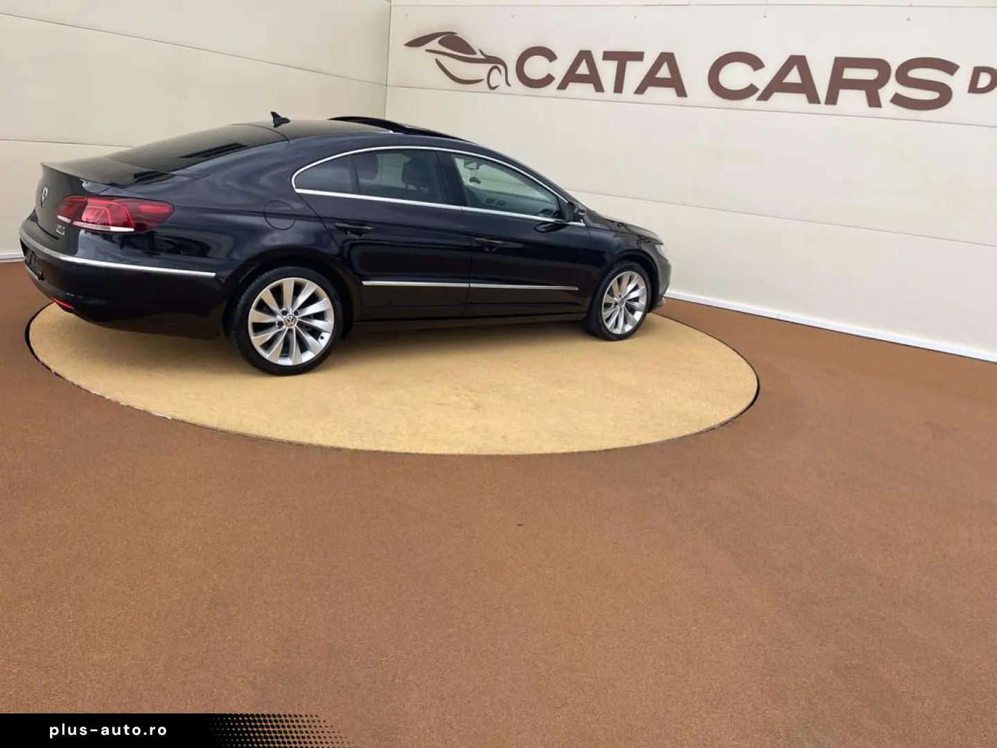 Volkswagen Passat-Cc