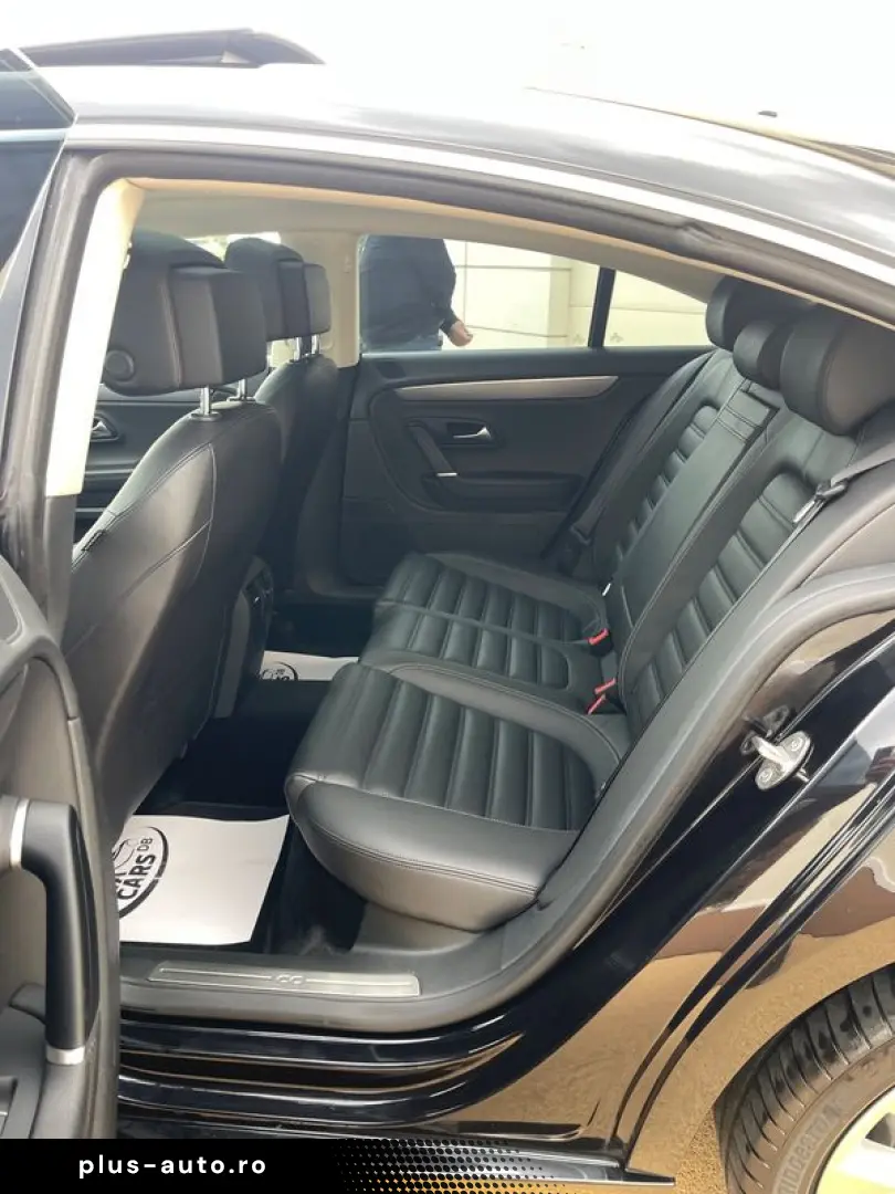 Volkswagen Passat-Cc