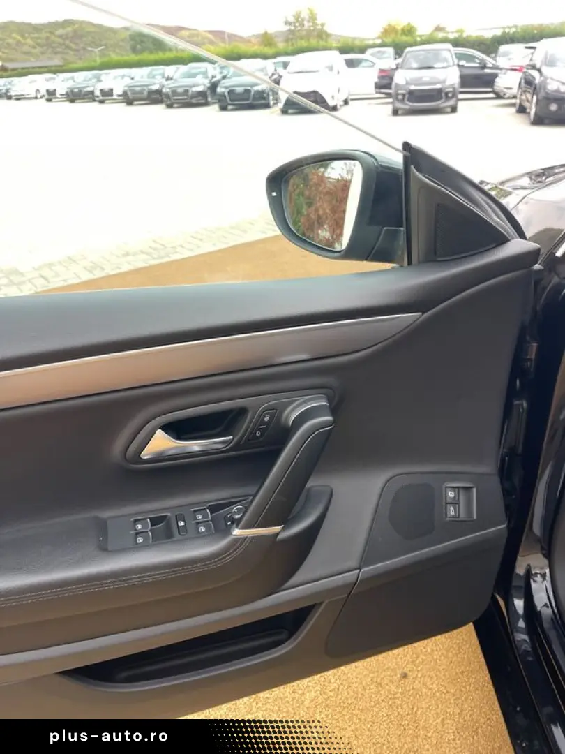 Volkswagen Passat-Cc