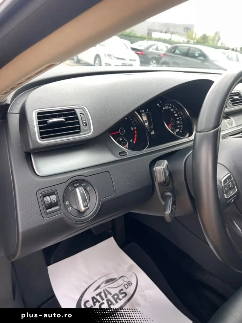 Volkswagen Passat-Cc