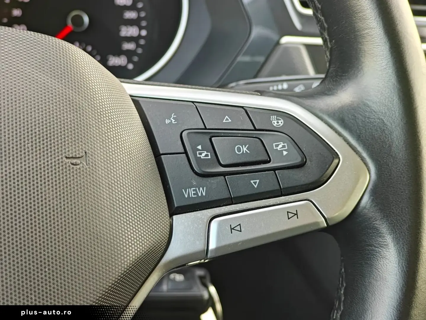 Volkswagen Tiguan 1.5 Life GT110TSI M6F
