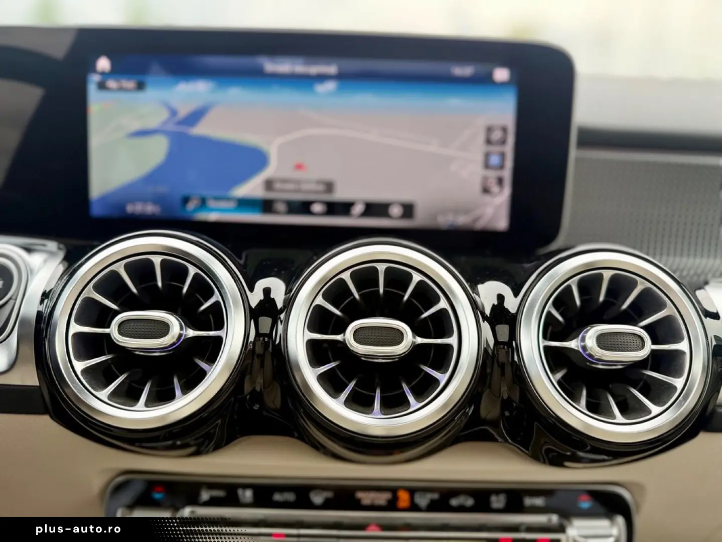 Mercedes-Benz GLB 220d