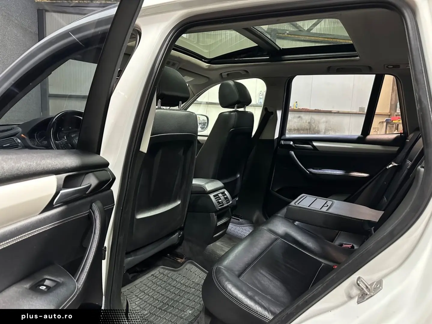 BMW X3 2012 E5 Xdrive •Trapa panoramica