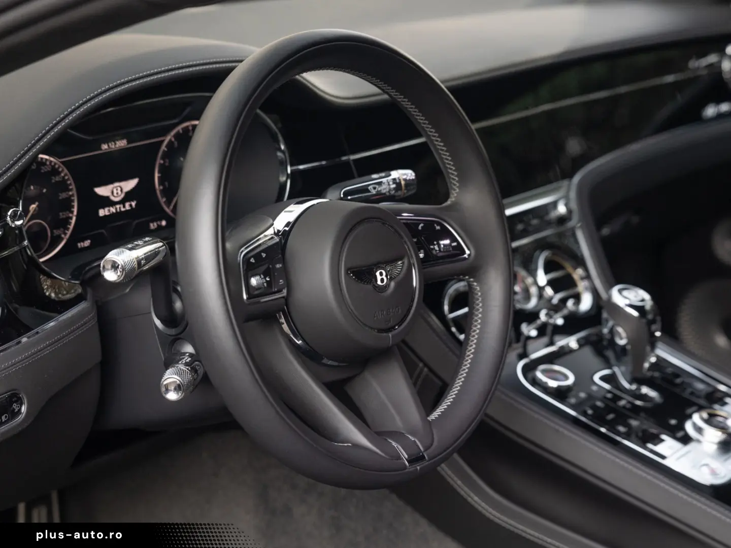 BENTLEY GT V8 Azure Blackline B&O City Tour  6300km