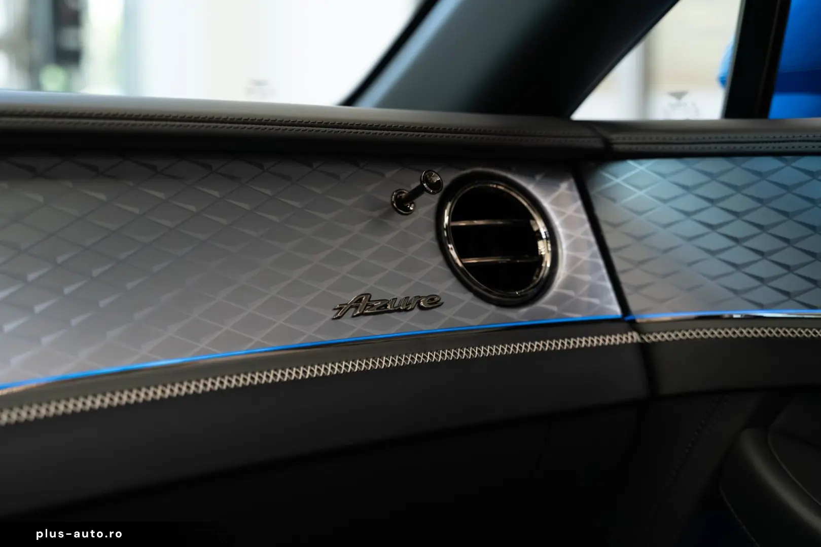 BENTLEY Continental GTC Azure  MullinerPaint CarbonCeram