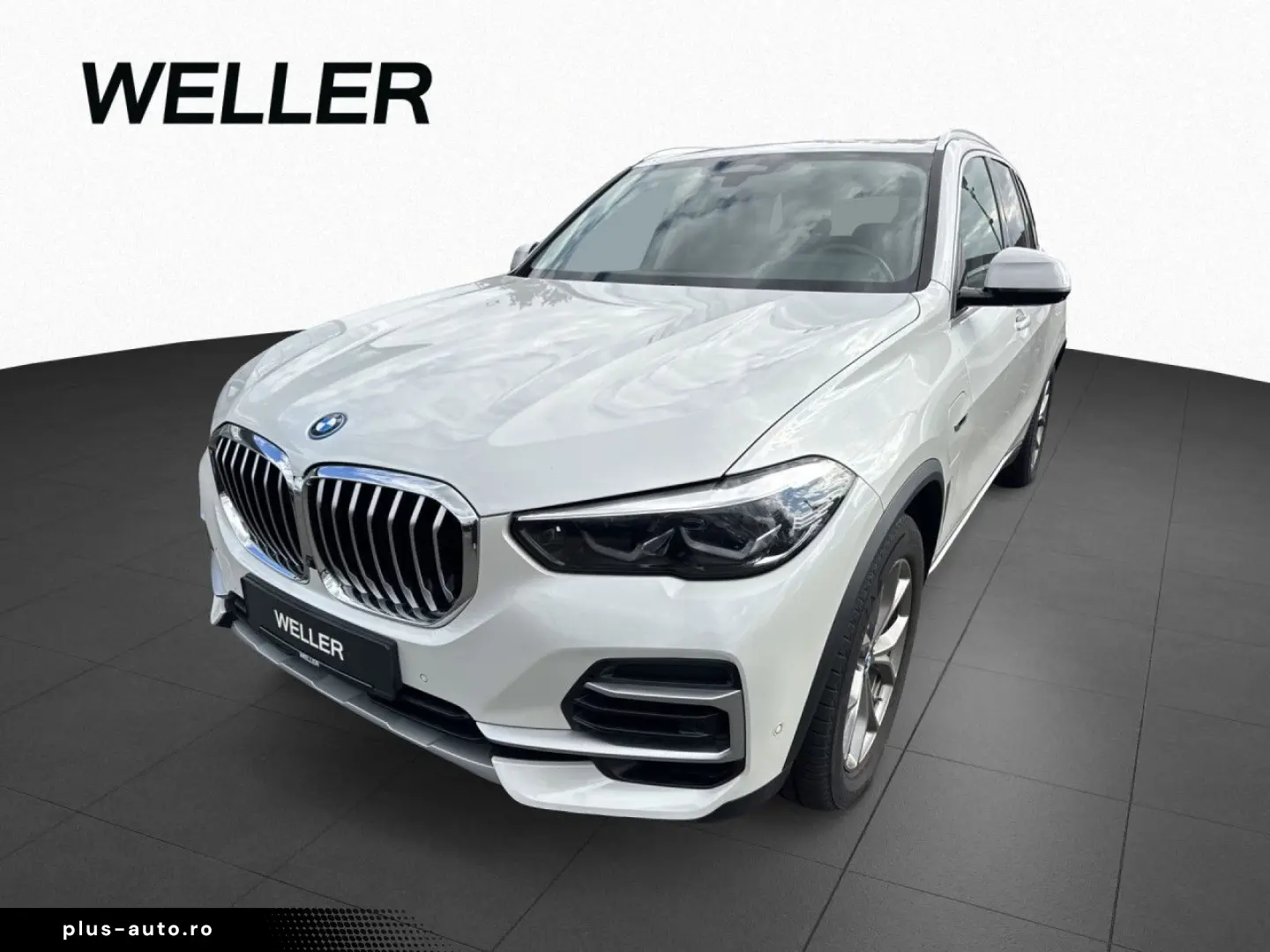 BMW X5 xD45e xLine DAProf 360  Pano AHK 2ACHS AdLED