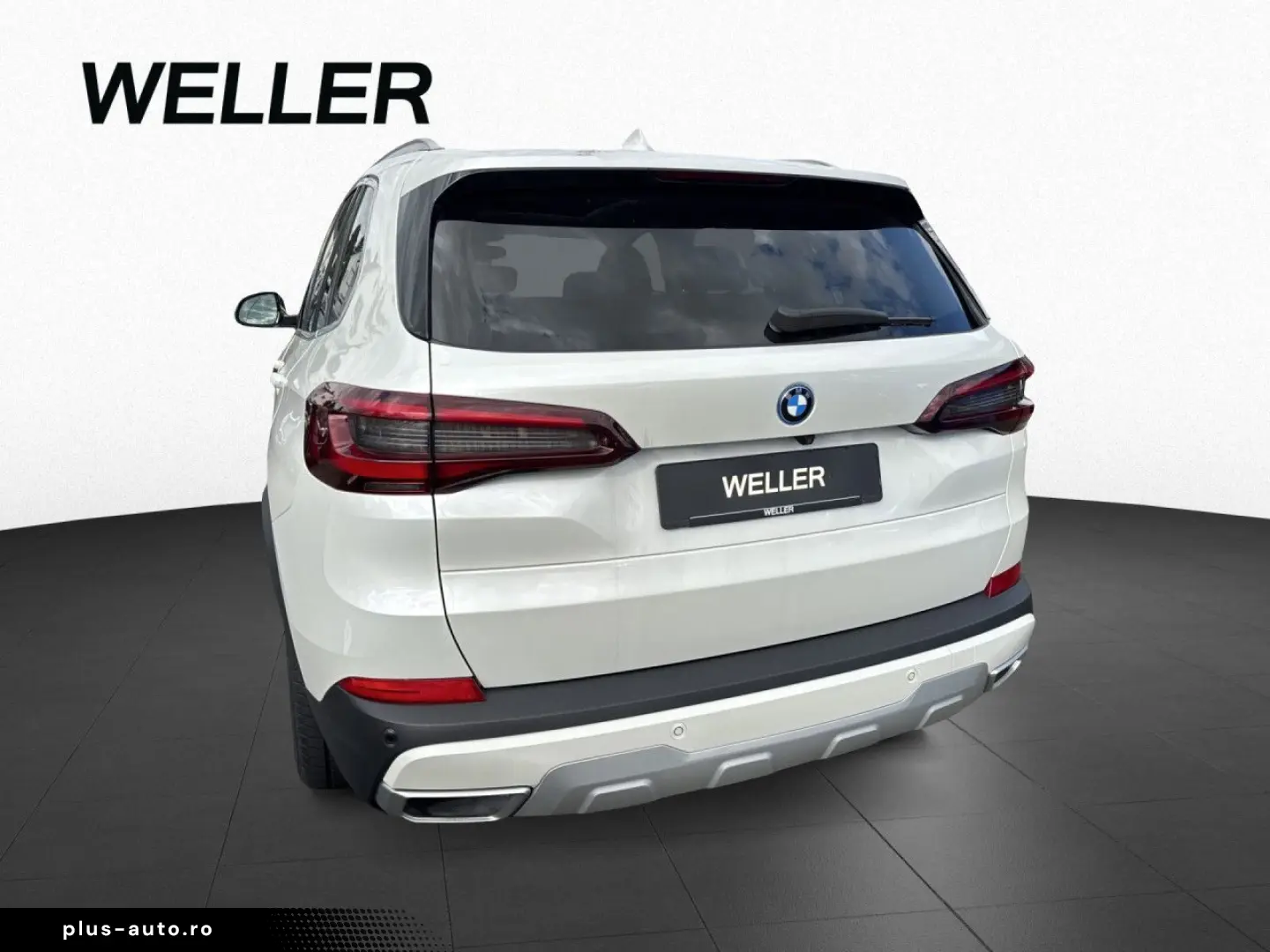 BMW X5 xD45e xLine DAProf 360  Pano AHK 2ACHS AdLED