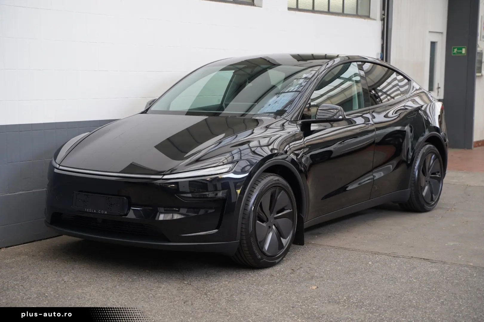 TESLA Model Y Hinterradantrieb Premium  Mwst. ausweisb