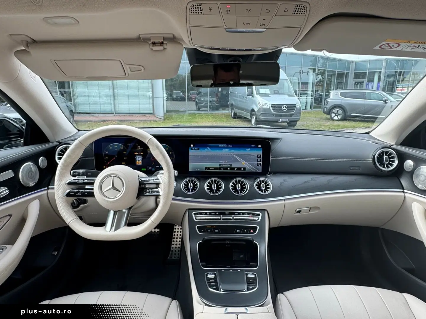 MERCEDES-BENZ E 300 Coupé AMG RüCam Standh LED Memor&hellip;