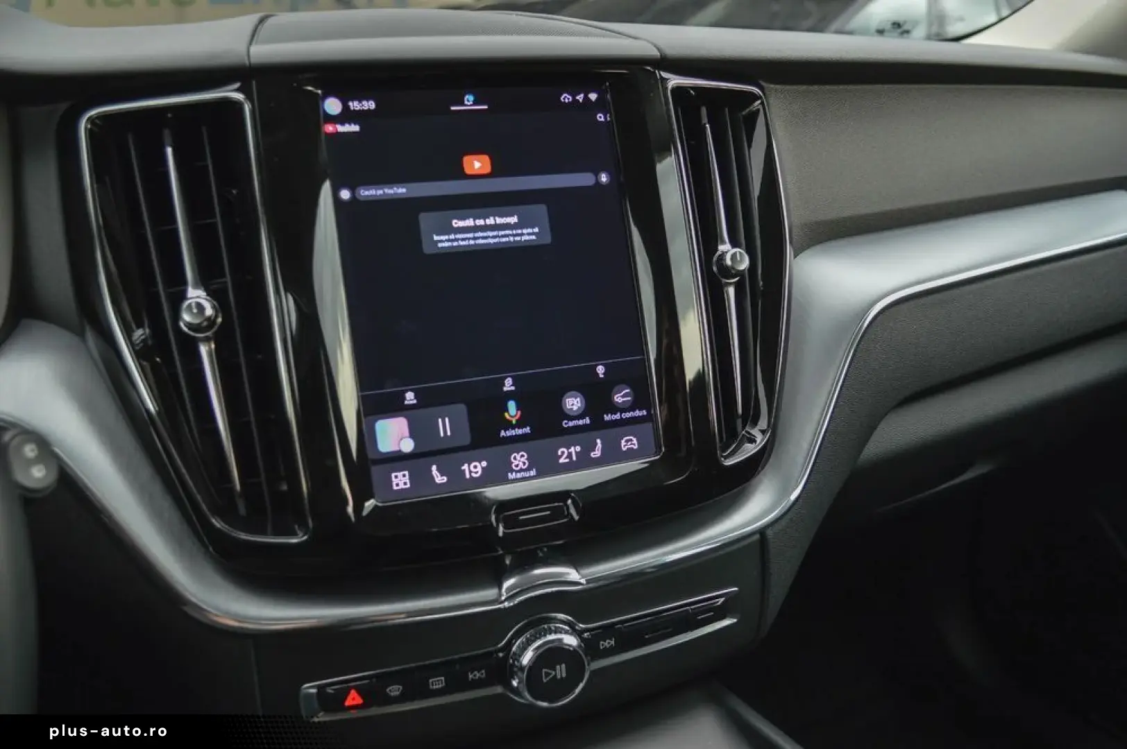 2022 Volvo XC-60 B42.0 Diesel Inscription AWD   Rate Fixe