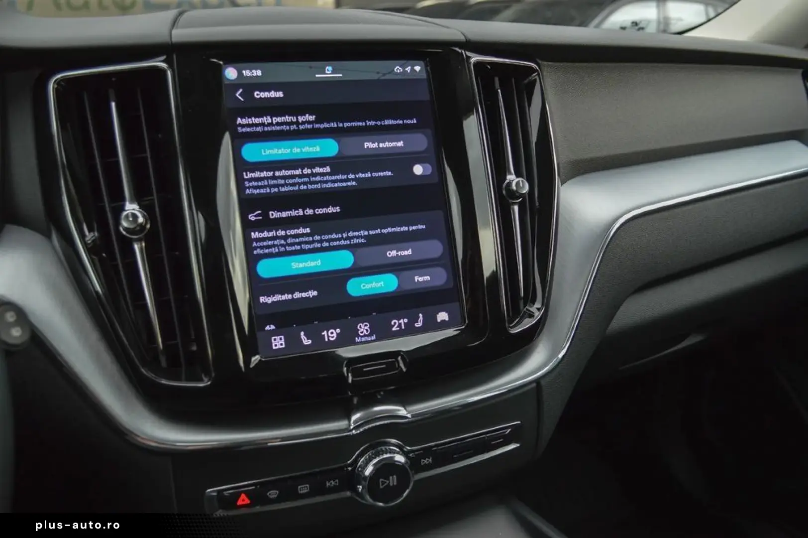 2022 Volvo XC-60 B42.0 Diesel Inscription AWD   Rate Fixe