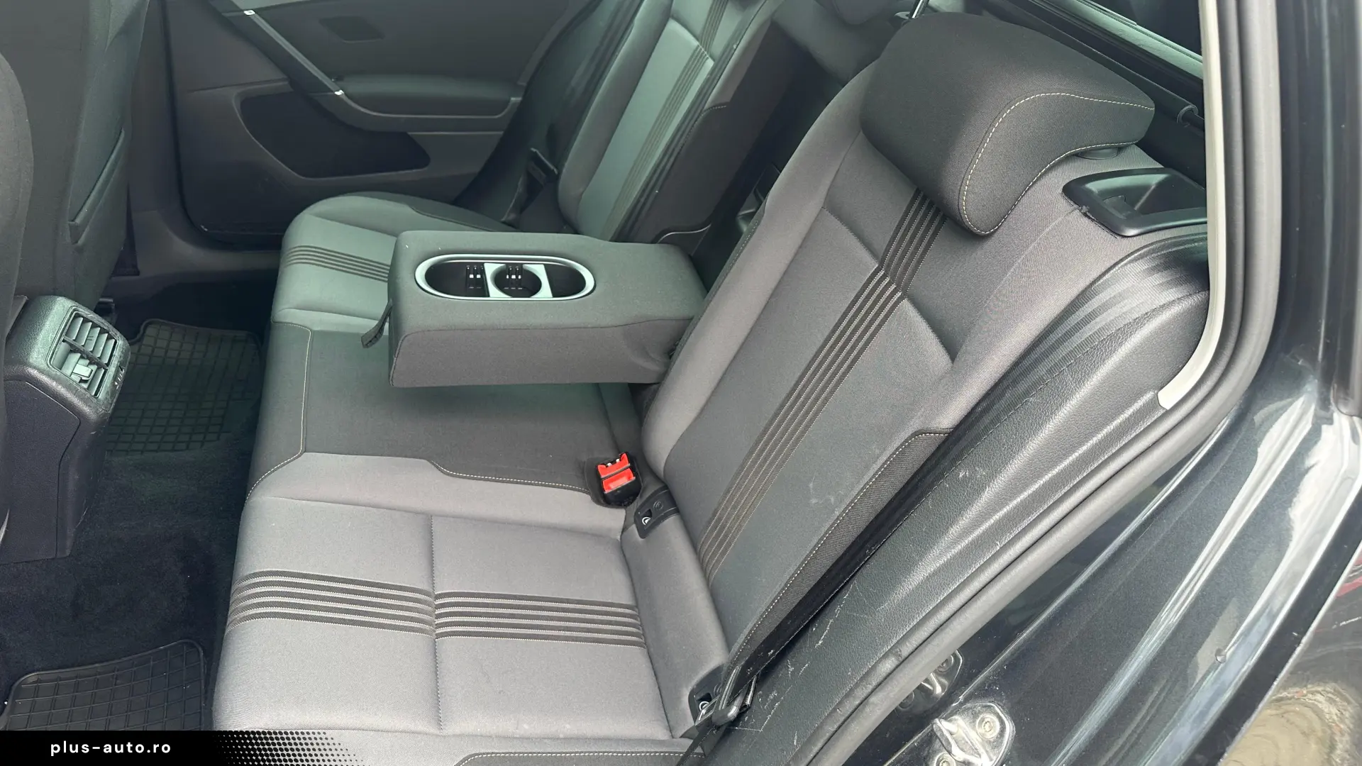 Volkswagen Golf 7 SW 1.6 Diesel 110 CP An 2017