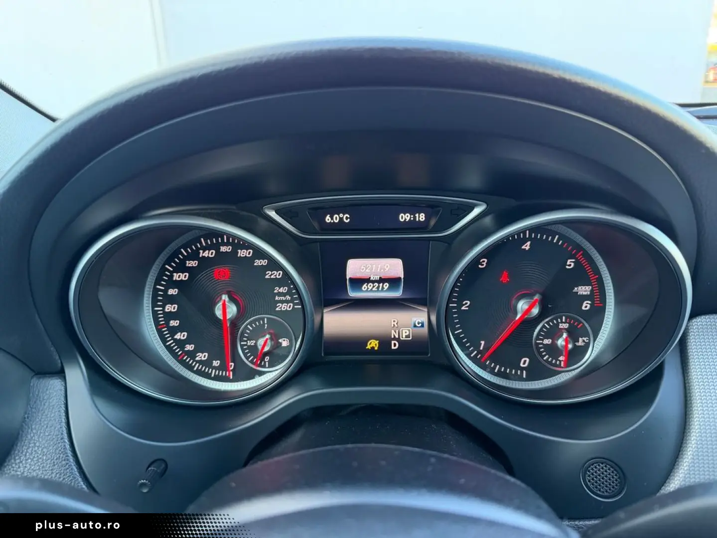 MERCEDES-BENZ GLA 2019 — imagine 9