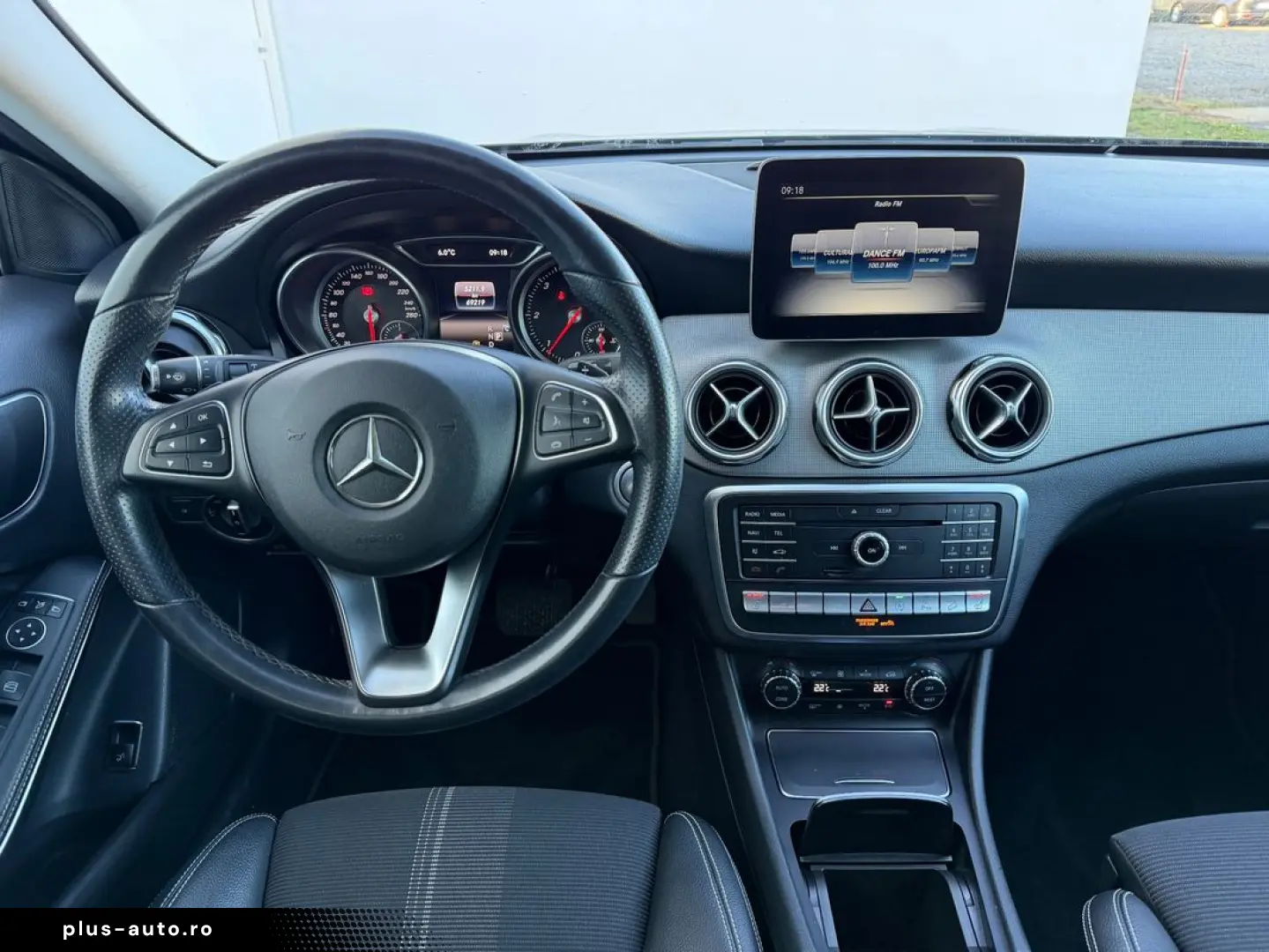 MERCEDES-BENZ GLA 2019 — imagine 31