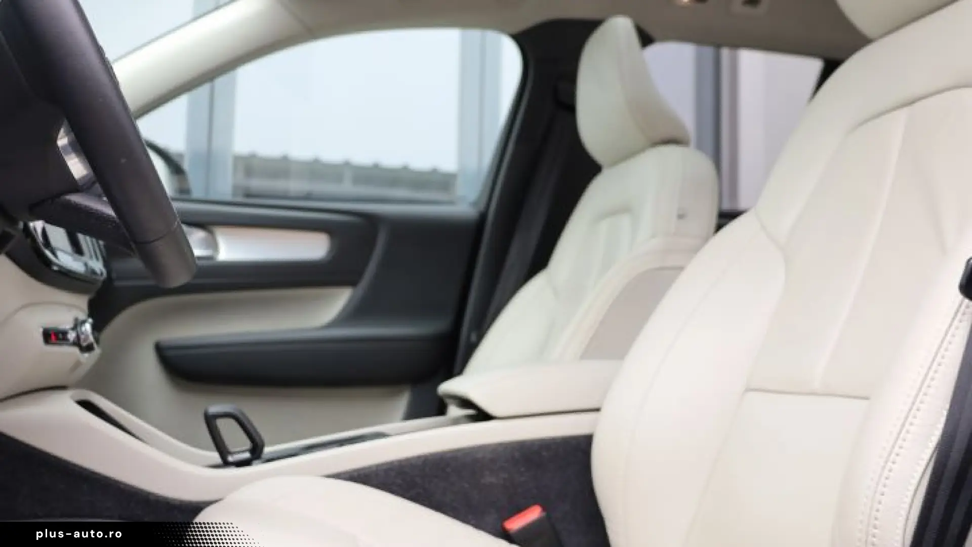Volvo XC40 T4 RECHARGE Plug-In Hybrid 1.5 Benzina 210CP