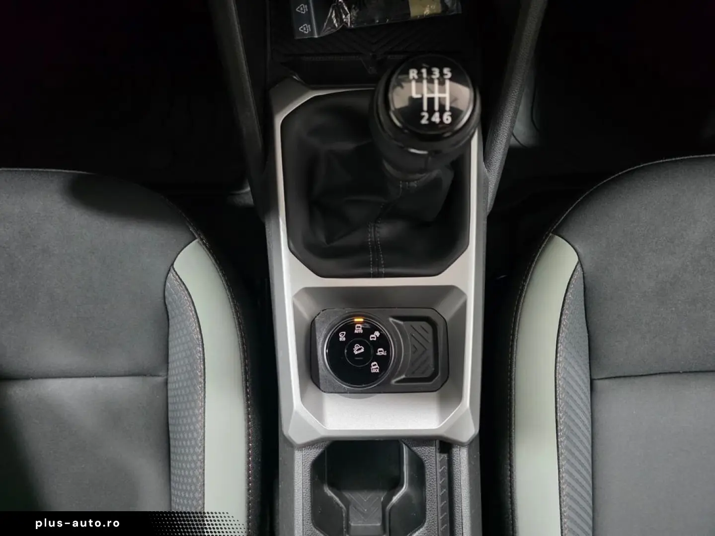 DACIA Duster 2024 — imagine 3