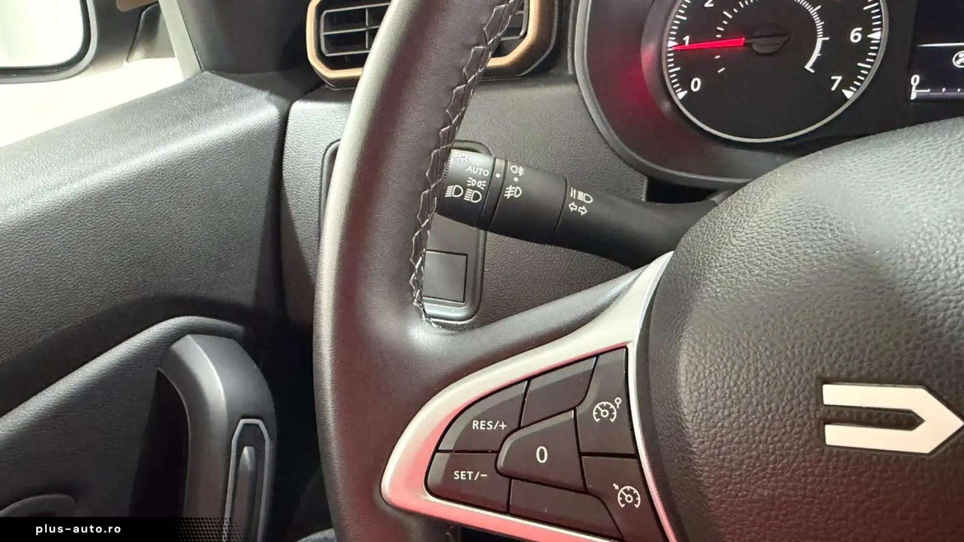 DACIA Duster 2024 — imagine 16