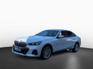 BMW 530 e xDrive M-Sport H&K