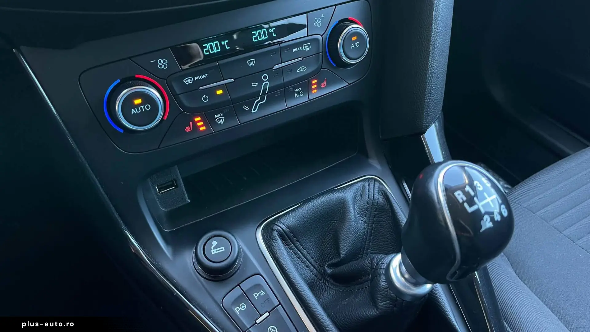 Ford Focus Titanium