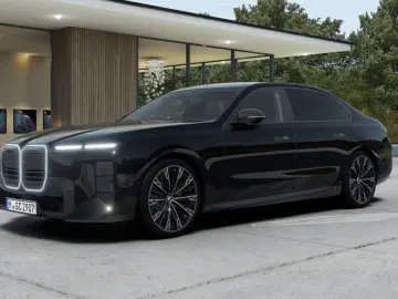 BMW 740 xDrive Sedan 2027