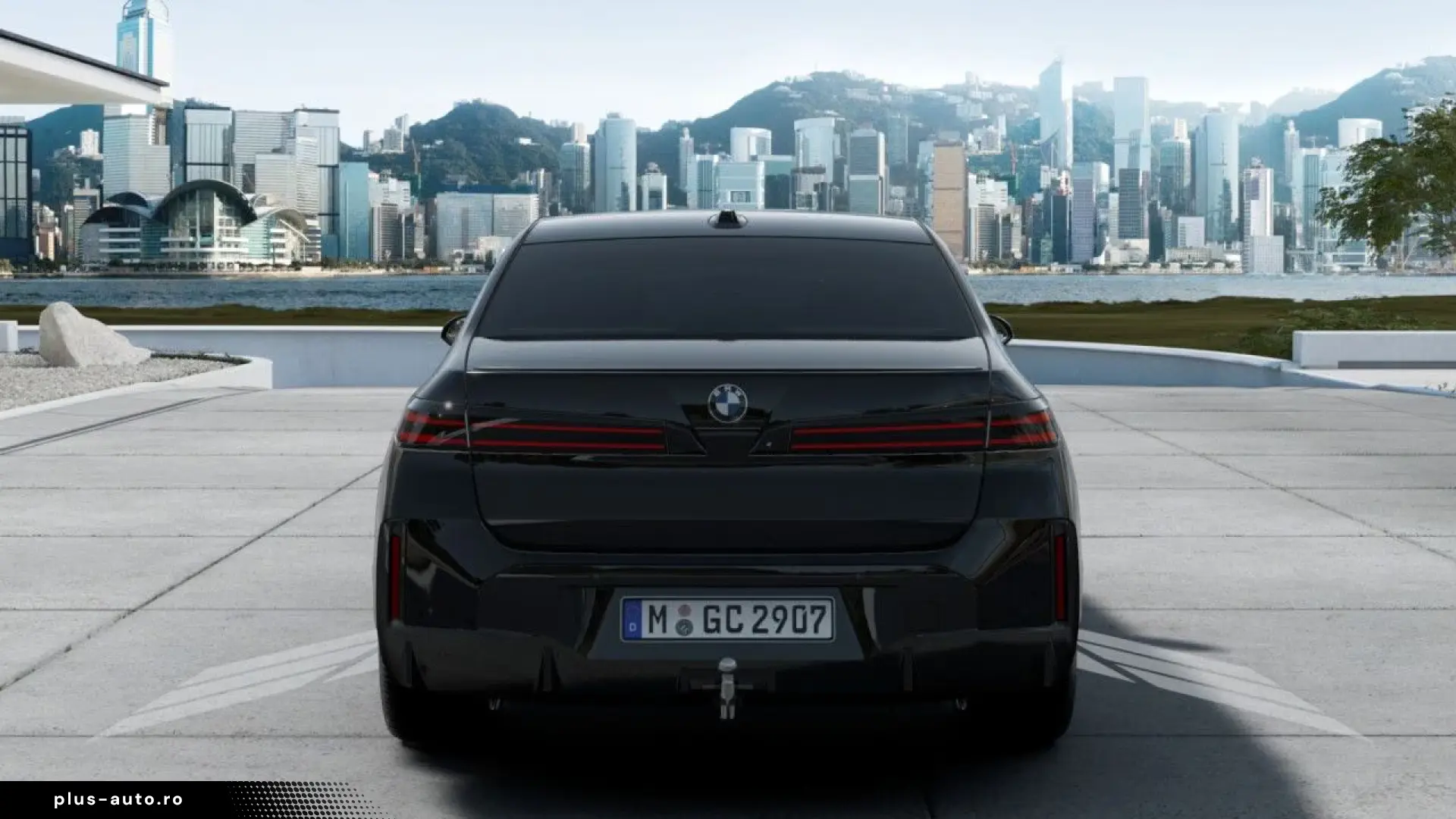 BMW 740 xDrive Sedan 2027