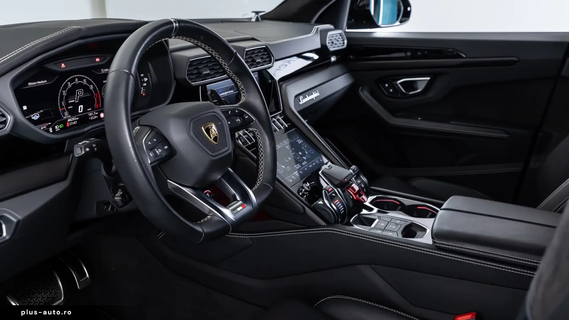 Lamborghini Urus S MY23 AKRAPOVIC B&O PANO 23