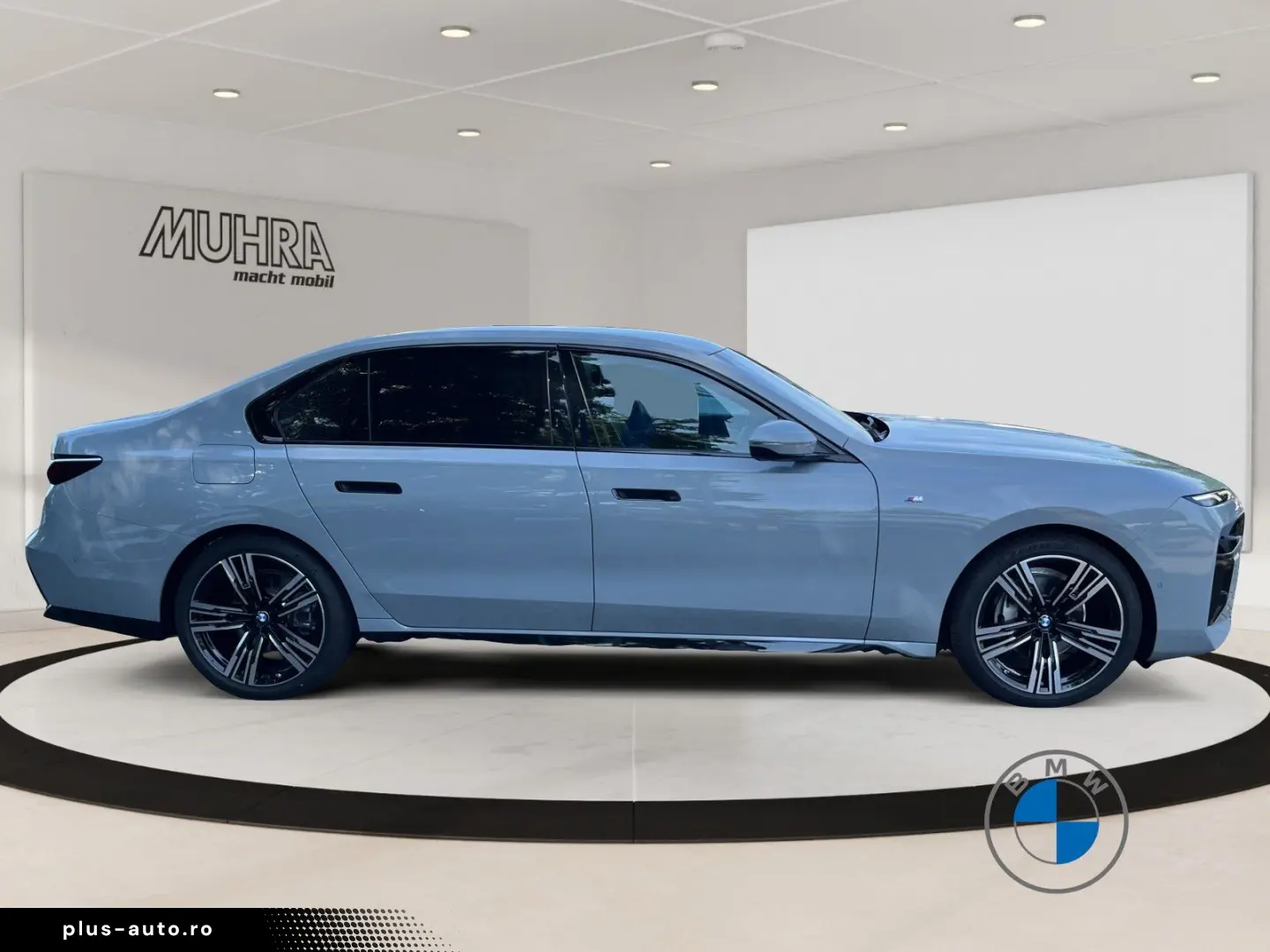 BMW 740d xDrive M Sport 21  AHK Skylounge Standhzg.