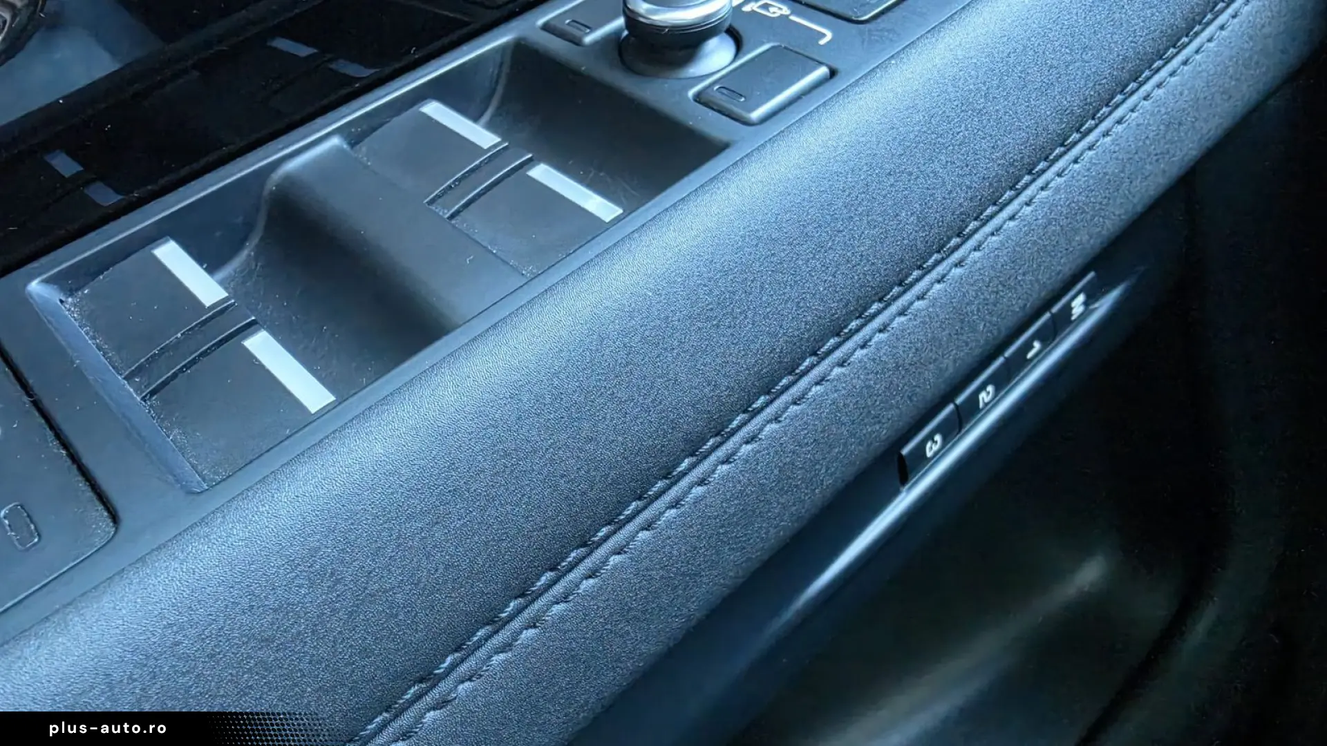 LAND ROVER EVOQUE D180 Mild-Hybrid SE