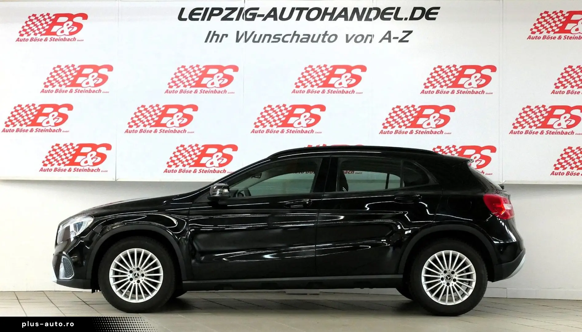 MERCEDES-BENZ GLA 180  NAV GRA PDC SZH