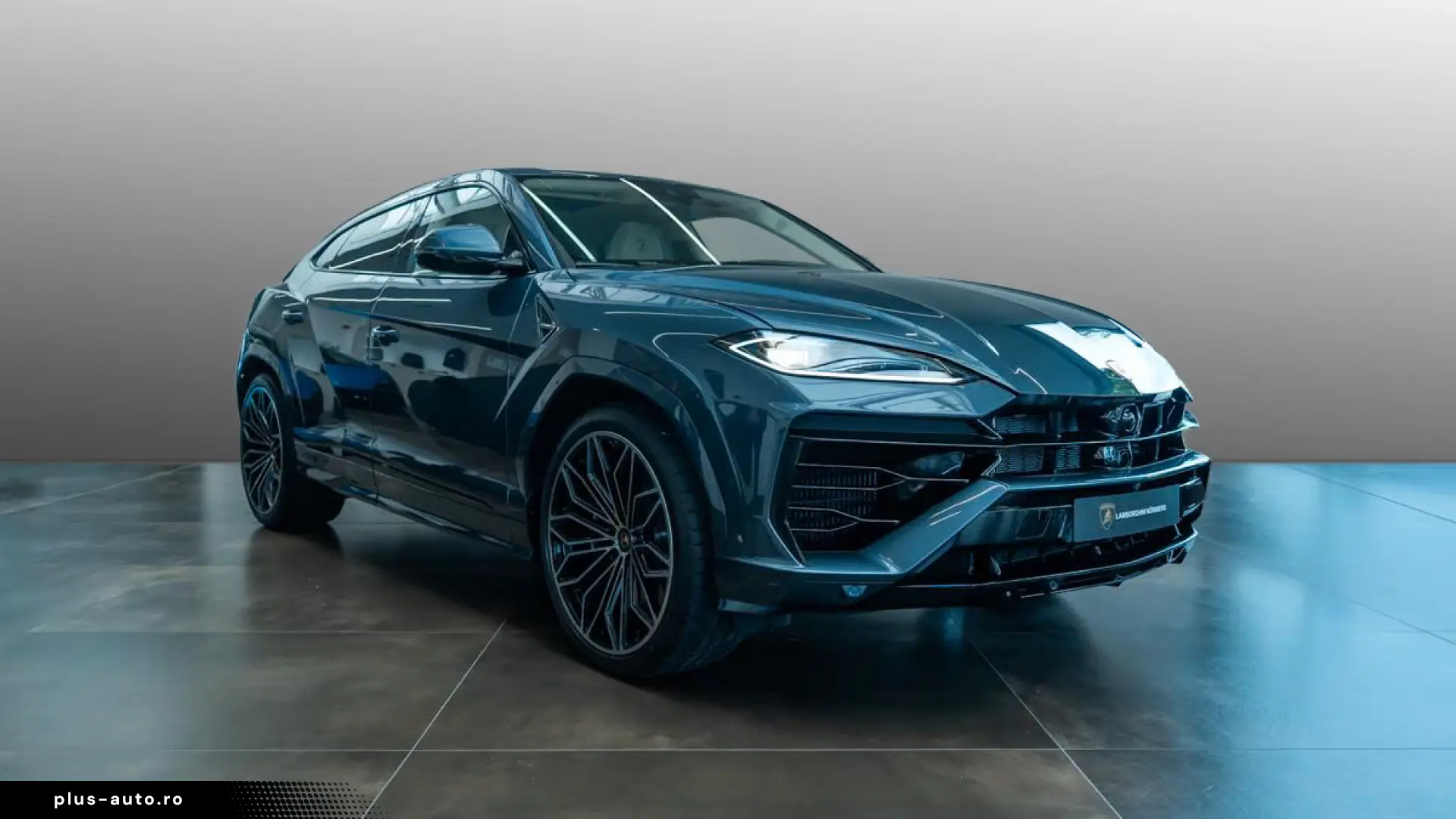 Lamborghini Urus SE   AdPersonam   Lamborghini Nürnberg