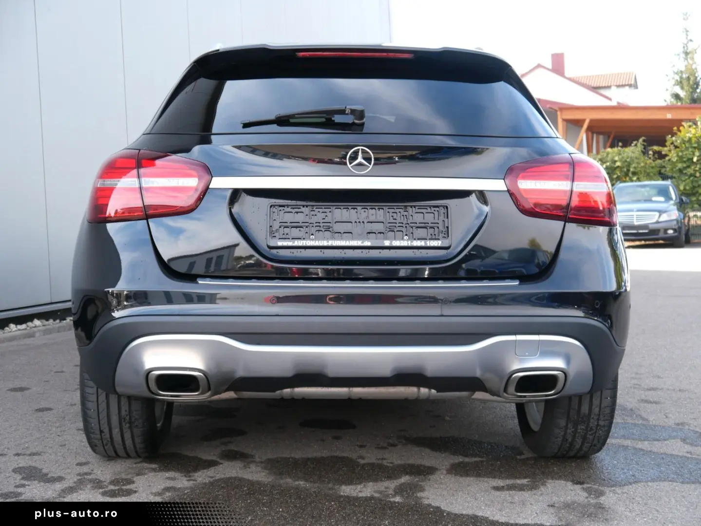 MERCEDES-BENZ GLA 180 URBAN NAVI LED MEMORY RFK AHK