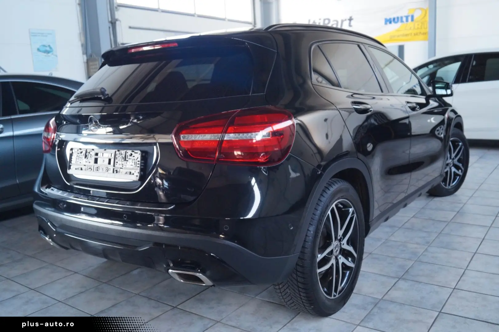 MERCEDES-BENZ GLA 180 URBAN Automatik LED  Kamera