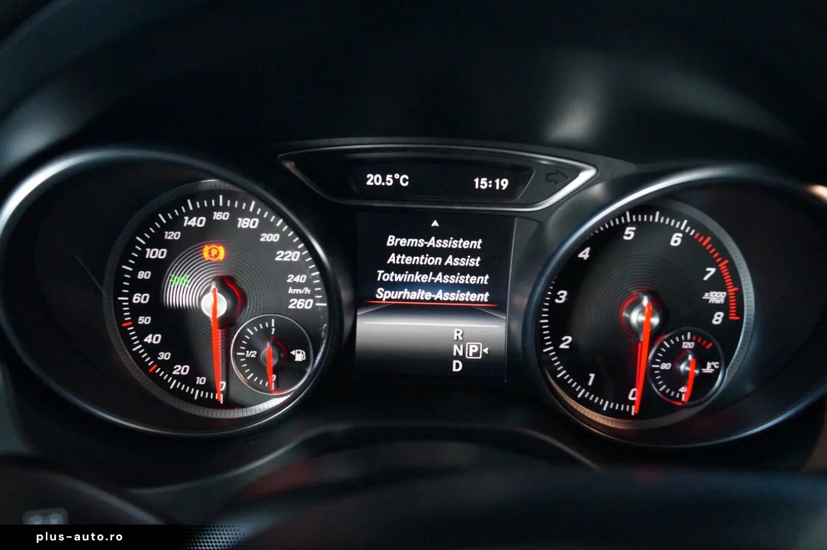 MERCEDES-BENZ GLA 180 URBAN Automatik LED  Kamera