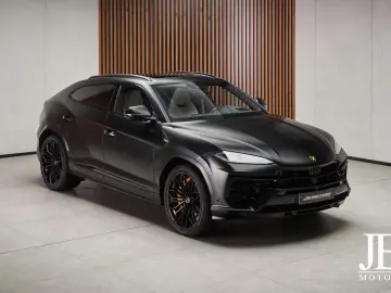 Lamborghini Urus SE Panorama 3D B&O Carbon 23 Zoll