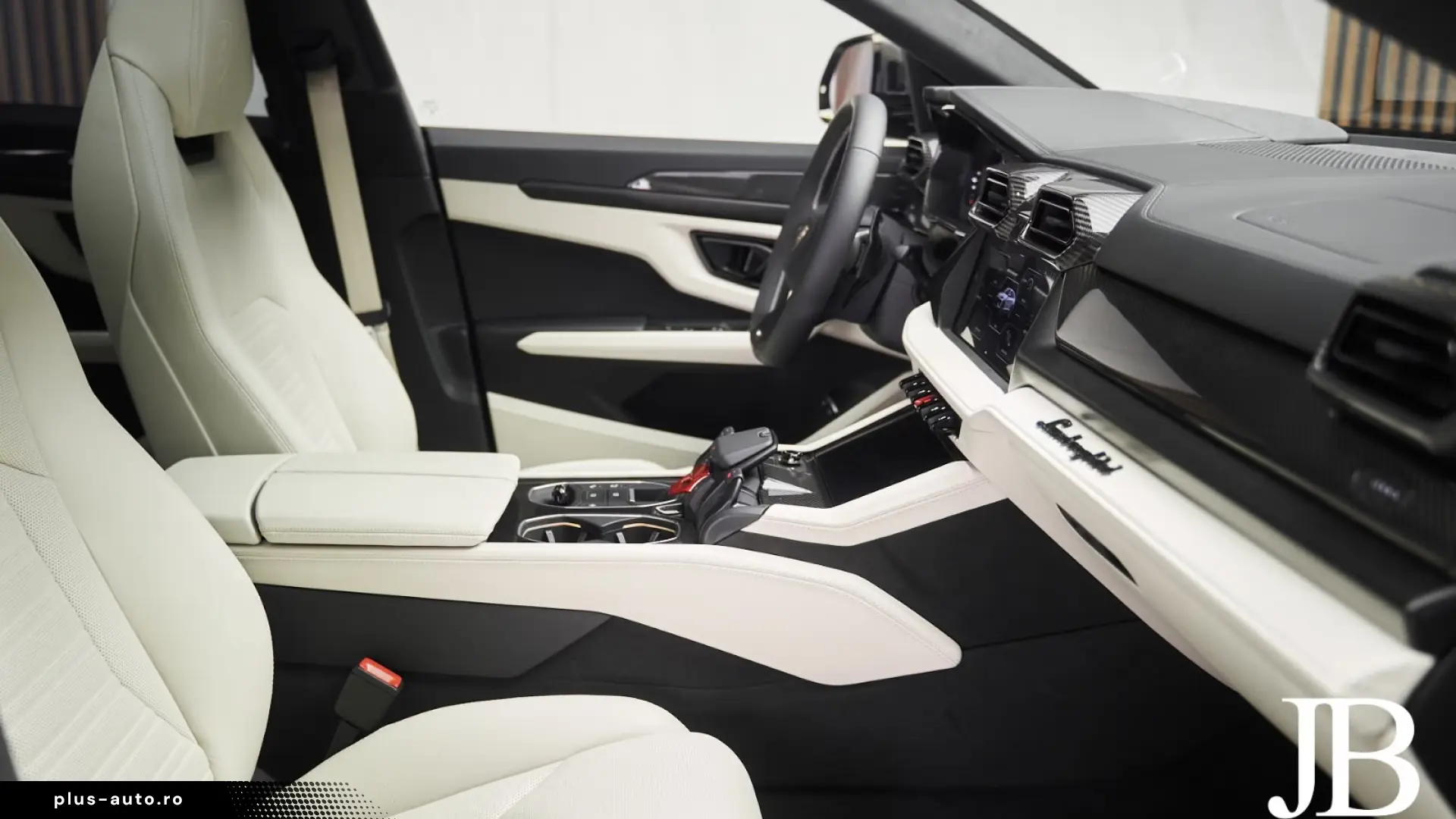 LAMBORGHINI URUS 2025 — imagine 11