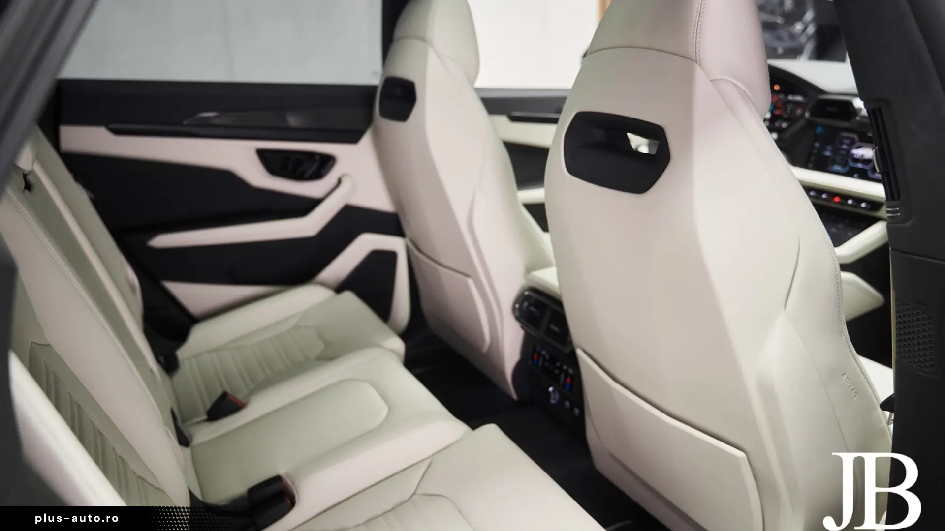 LAMBORGHINI URUS 2025 — imagine 13