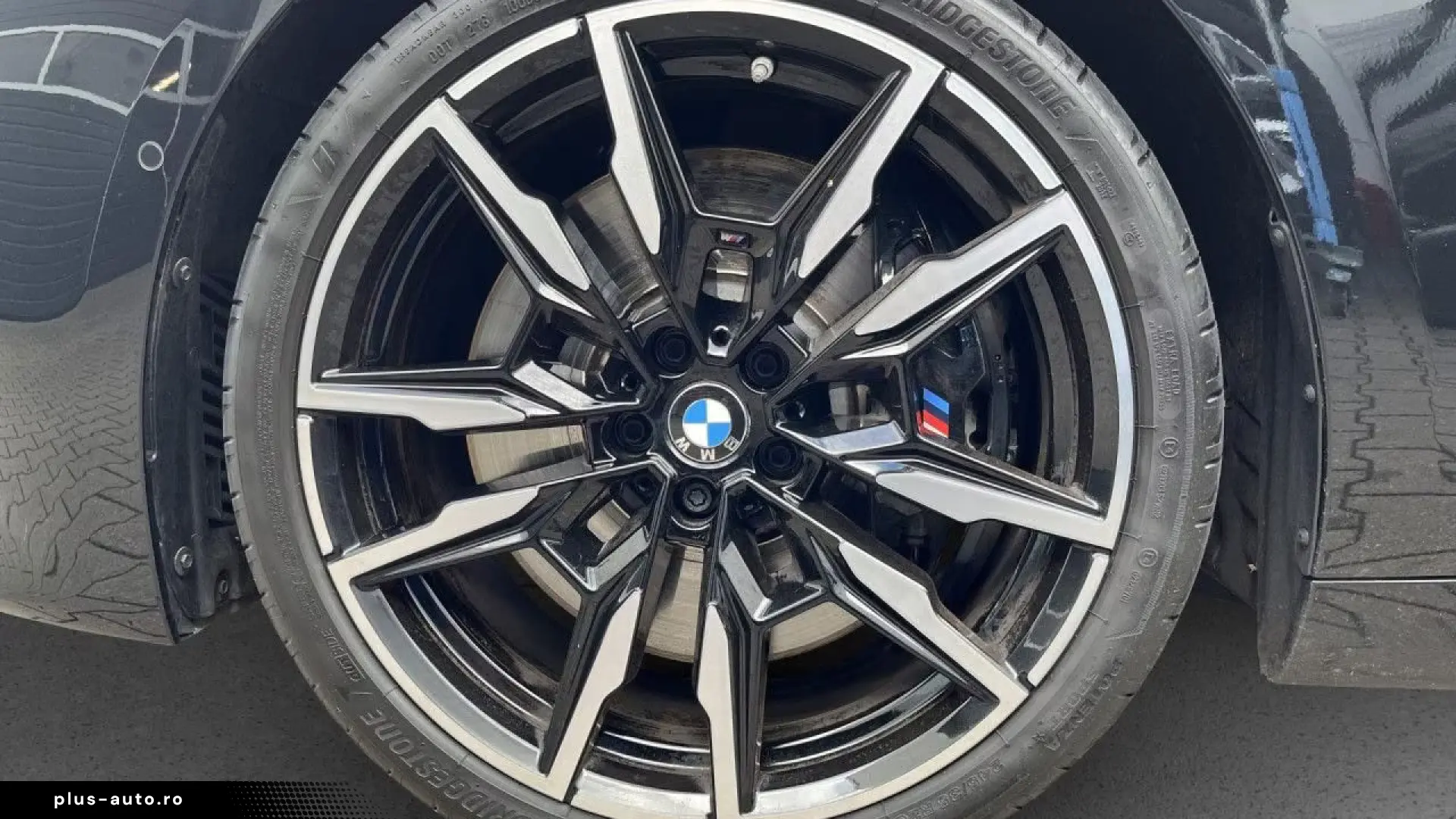 BMW 8 Series 2025 — imagine 3