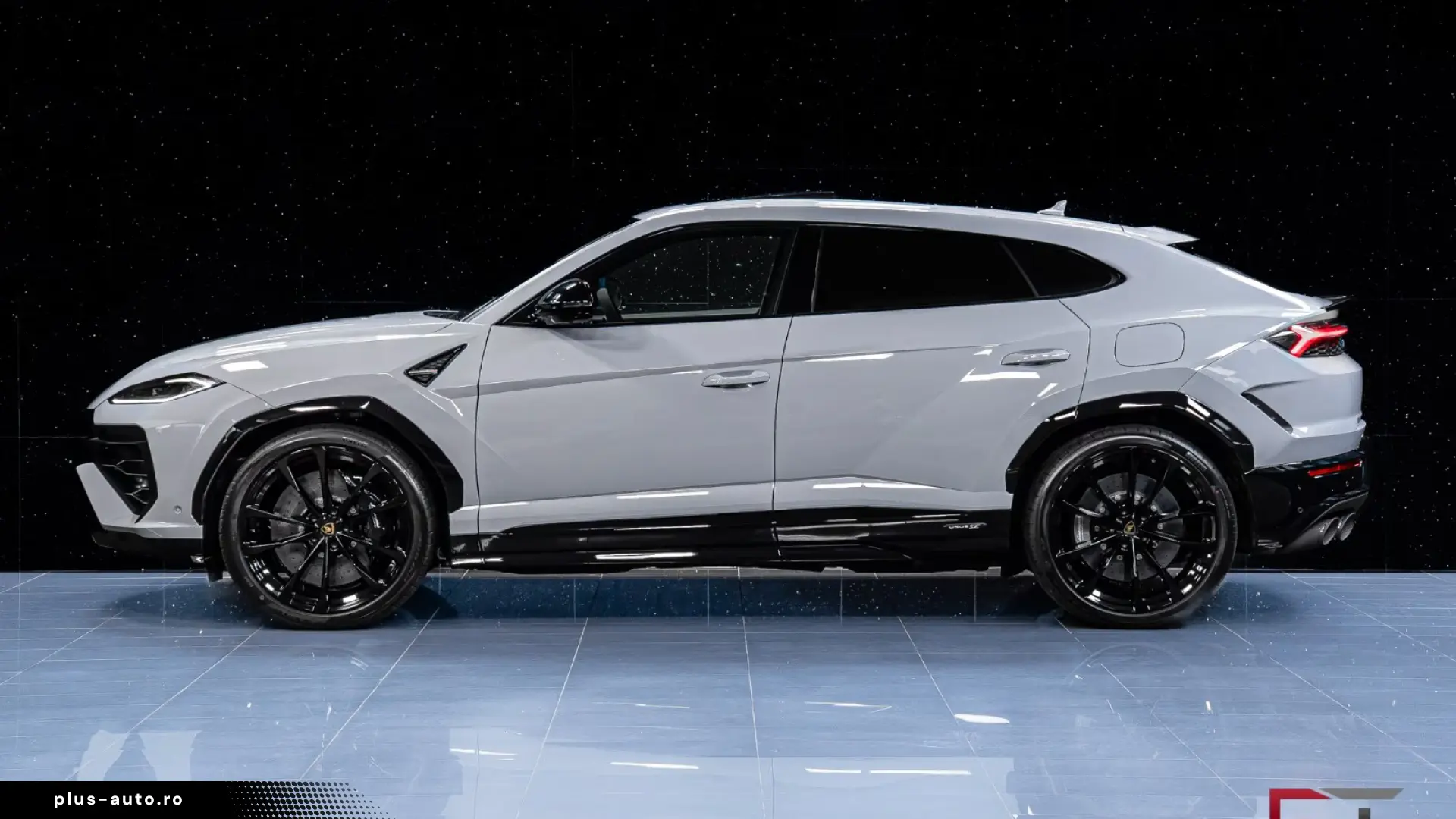 Lamborghini Urus SE PROD26 Grigio Hati BIG-Carbon Style Pano