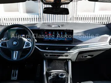 BMW X6 M60 i xDrive Panorama  AHK  Massage