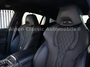 BMW X6 M60 i xDrive Panorama  AHK  Massage